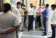 ? जळगांव Live..जामनेर उपजिल्हा रुग्णालयाला जिल्हाधिकाऱ्यांची भेट; कोरोना लसीकरणाचा घेतला आढावा..