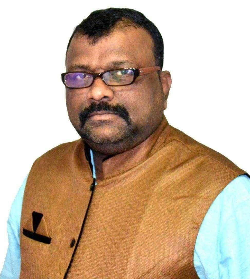 गाव तिथे संविधान चौक व उद्देशिका स्तंभ" उभारण्यात यावेत. डॉ. राजन माकणीकर