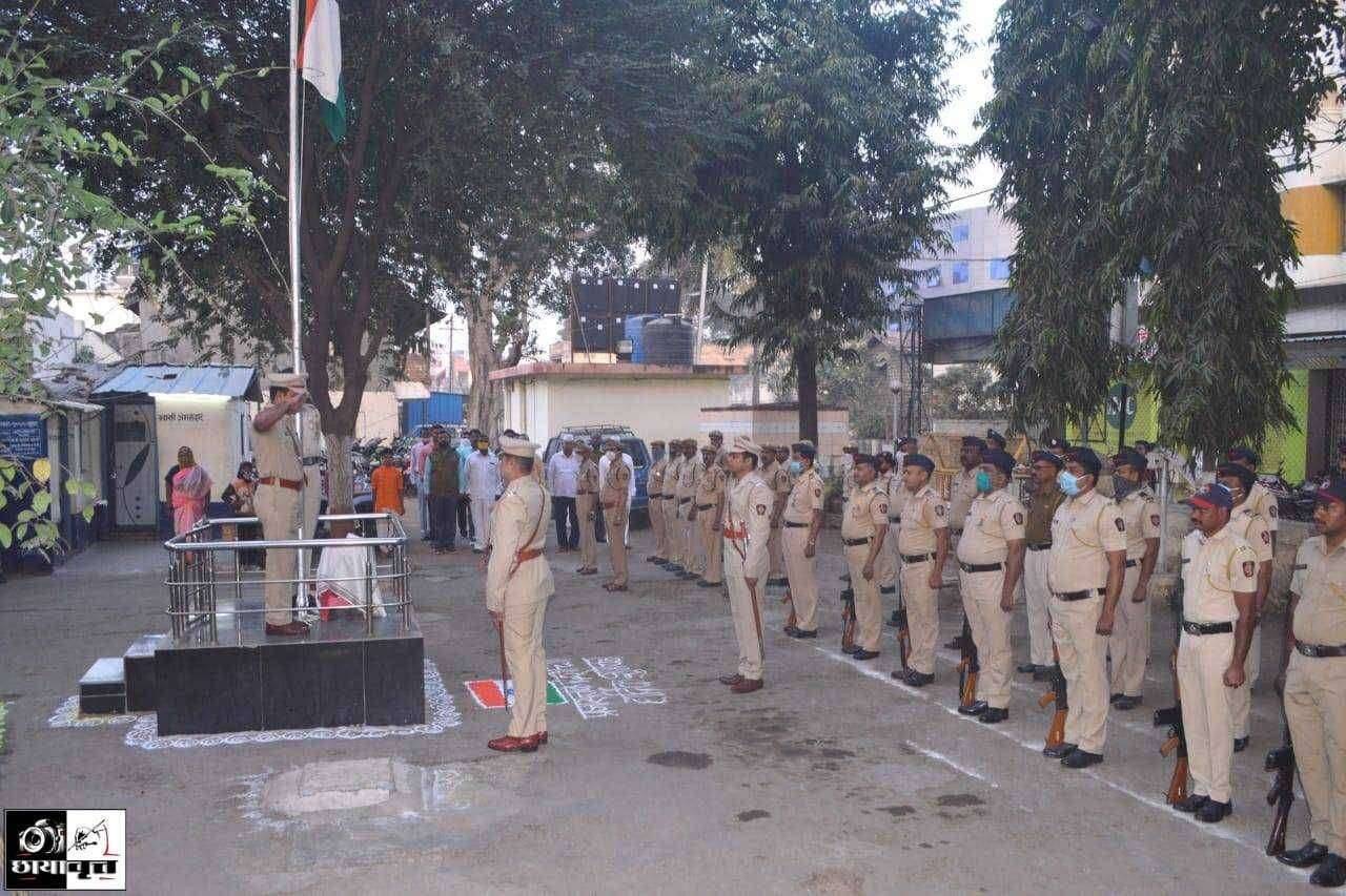 मनमाड शहरात 72 वा प्रजासत्ताक दिन उत्साहात साजरा.