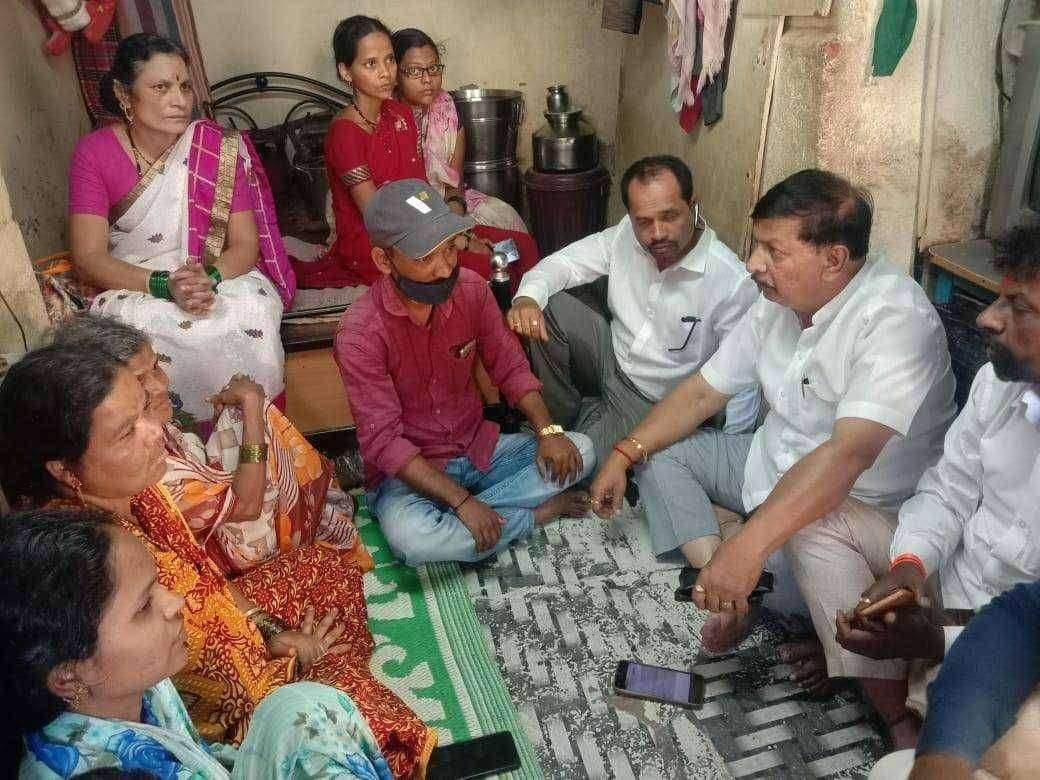 त्या कुटुंबाला हिंद भारतीय जनरल कामगार सेनेमुळे न्याय मिळाला......