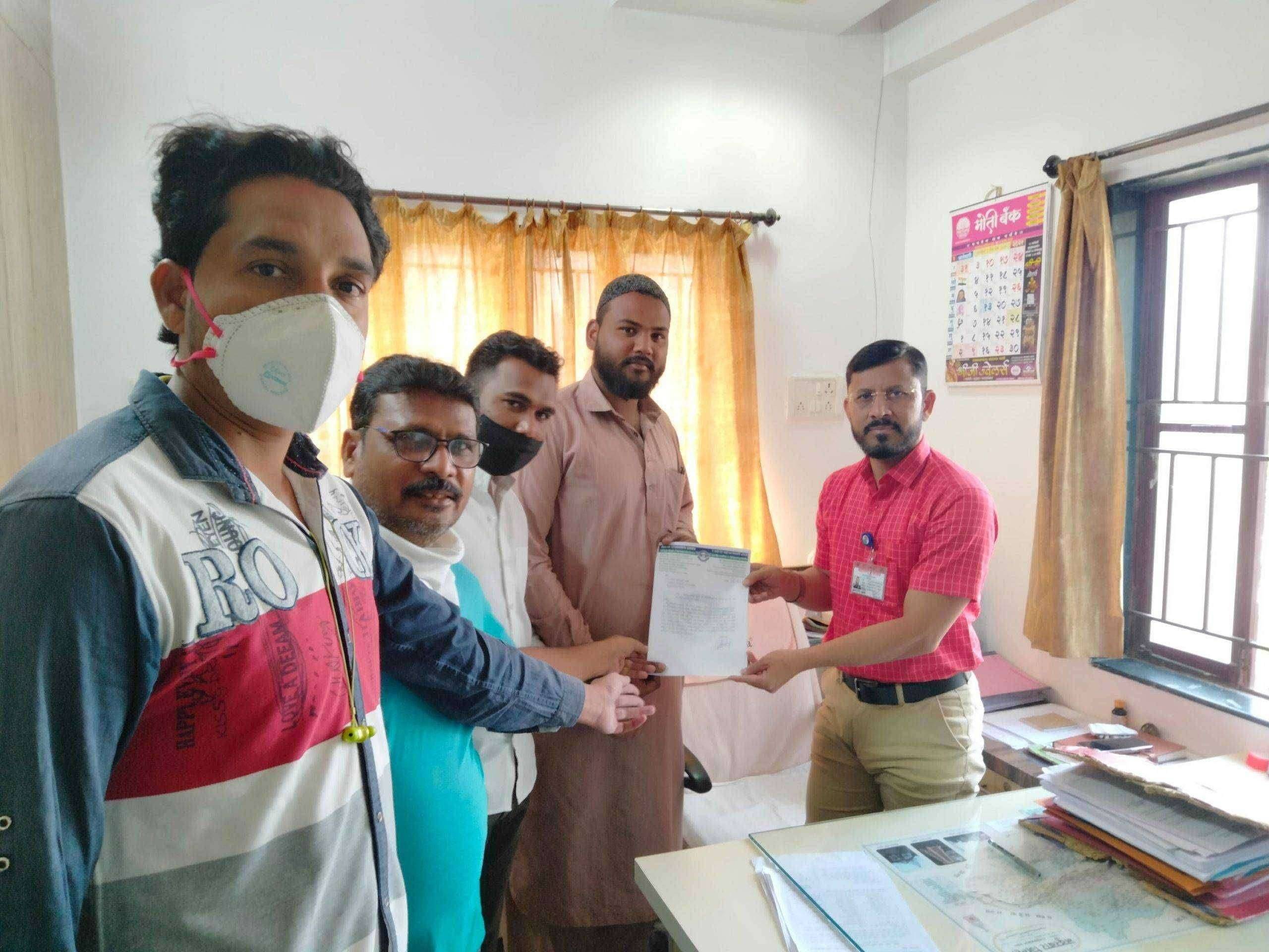 कोरोना काळात शाळा बंद असुनही खाजगी शाळा हे पुर्ण फी मागत असल्याने कार्यवाही होणे कामी.