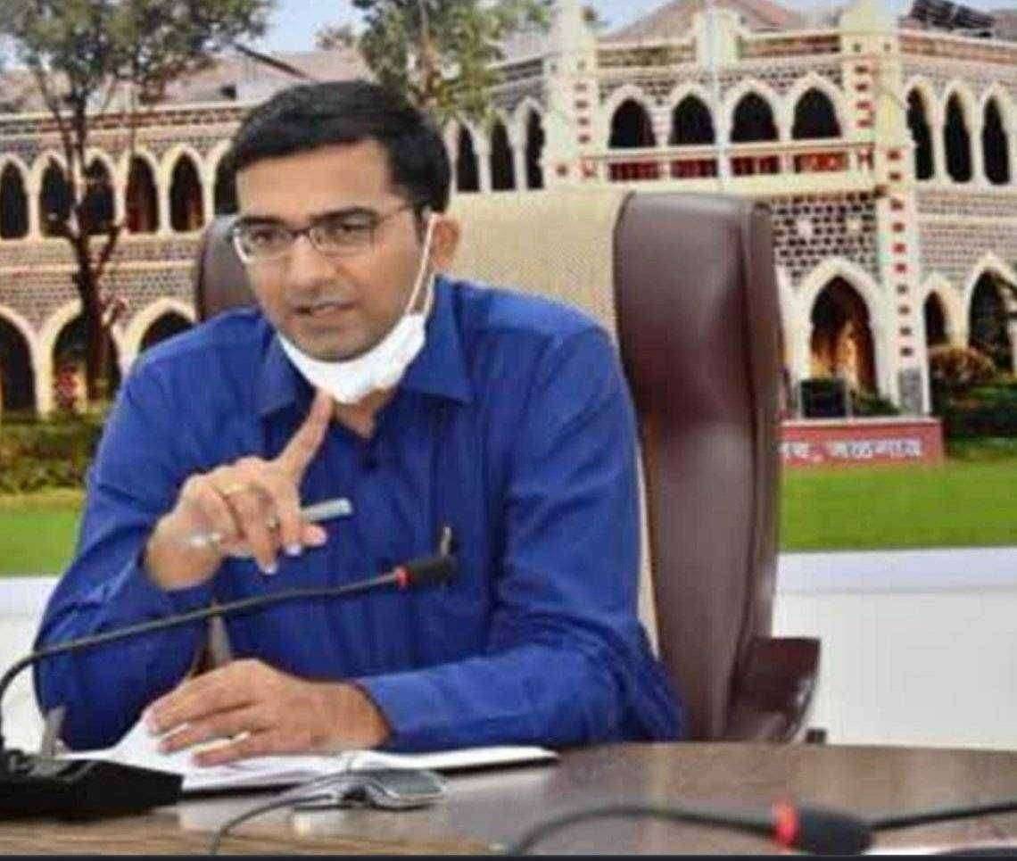 ?️ जळगांव Live..कोरोनोशी पुन्हा दोन हात करण्यासाठी सर्वांचे सहकार्य हवे कोविड प्रतिबंध नियमांचे पालन करा जिल्हाधिकारी अभिजीत राऊत यांचे आवाहन