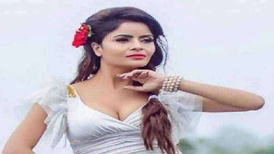 ?Big Breaking..मुंबई पोलिसांची मोठी कारवाई, वेब सिरीजच्या नावाखाली अभिनेत्री करत होती हे काळेधंदे