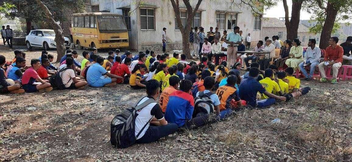 श्री शाहू हायस्कूल ज्यूनिअर कॉलेज कागल येथे जिल्हा स्तरीय व्हॉलीबॉल निवड चाचणी संपन्न.