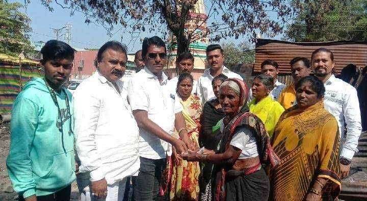 पंतप्रधान आवास योजनेच्या लकी ड्रॉवरील बंदी उठविण्याची मागणी भारतीय जनता पार्टीचे पंढरपूर शहराध्यक्ष विक्रम शिरसट यांनी विधान परिषदेचे विरोधी पक्षनेते प्रविण दरेकर यांचेकडे