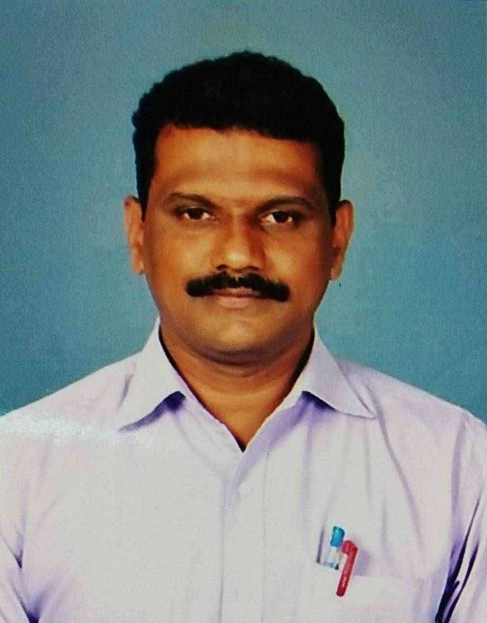 महाराष्ट्र राज्य डिसीपीएस/ एन पी एस संघर्ष समिती च्या कार्याध्यक्ष पदी मदन देसाई