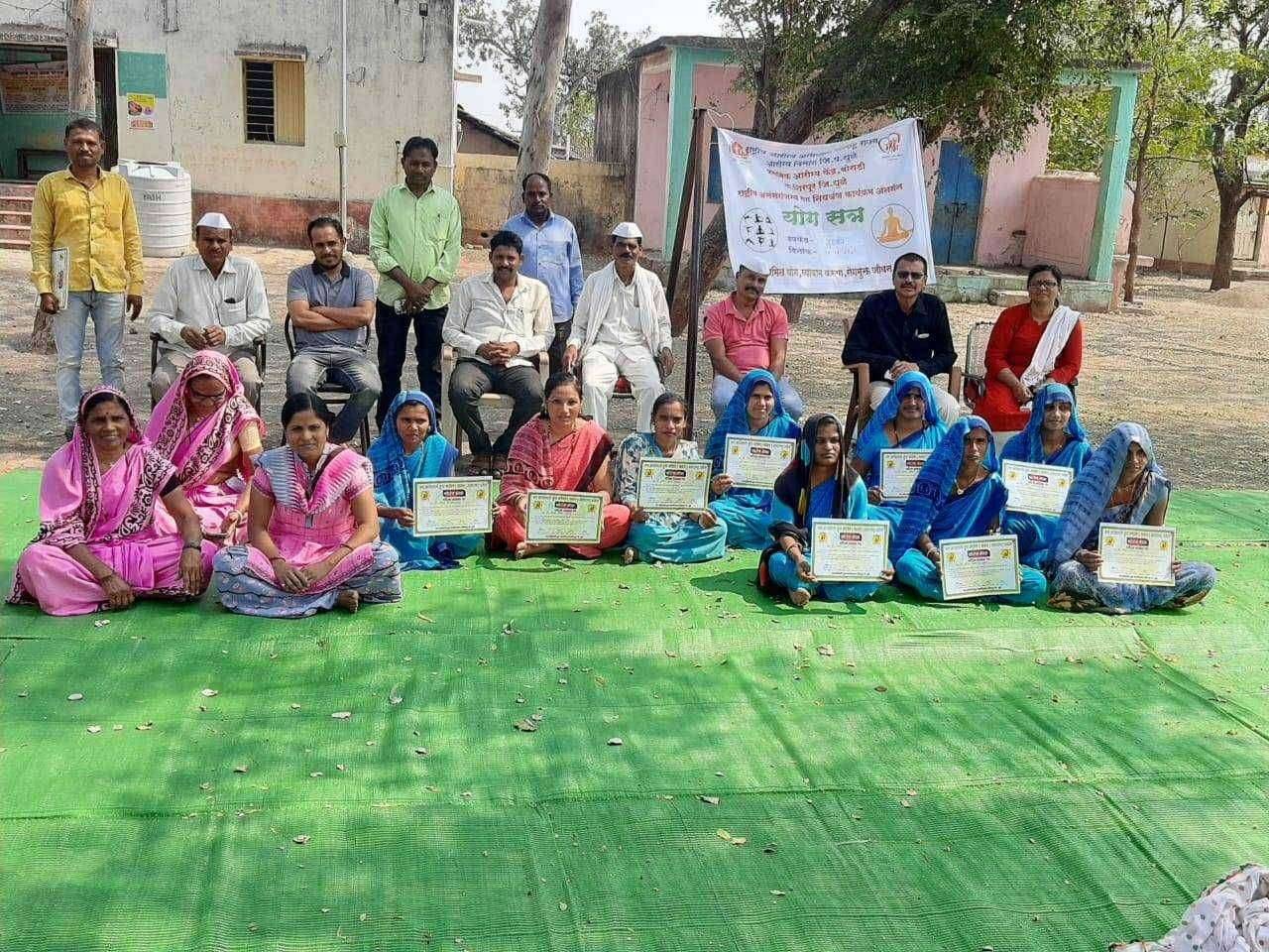 बुडकी येथे आरोग्य कर्मचारी व आशा कर्मचारी ह्या कोरोना योद्ध्यांचा जय आदिवासी युवा शक्ती(जयस) तर्फे सन्मान व सत्कार.!