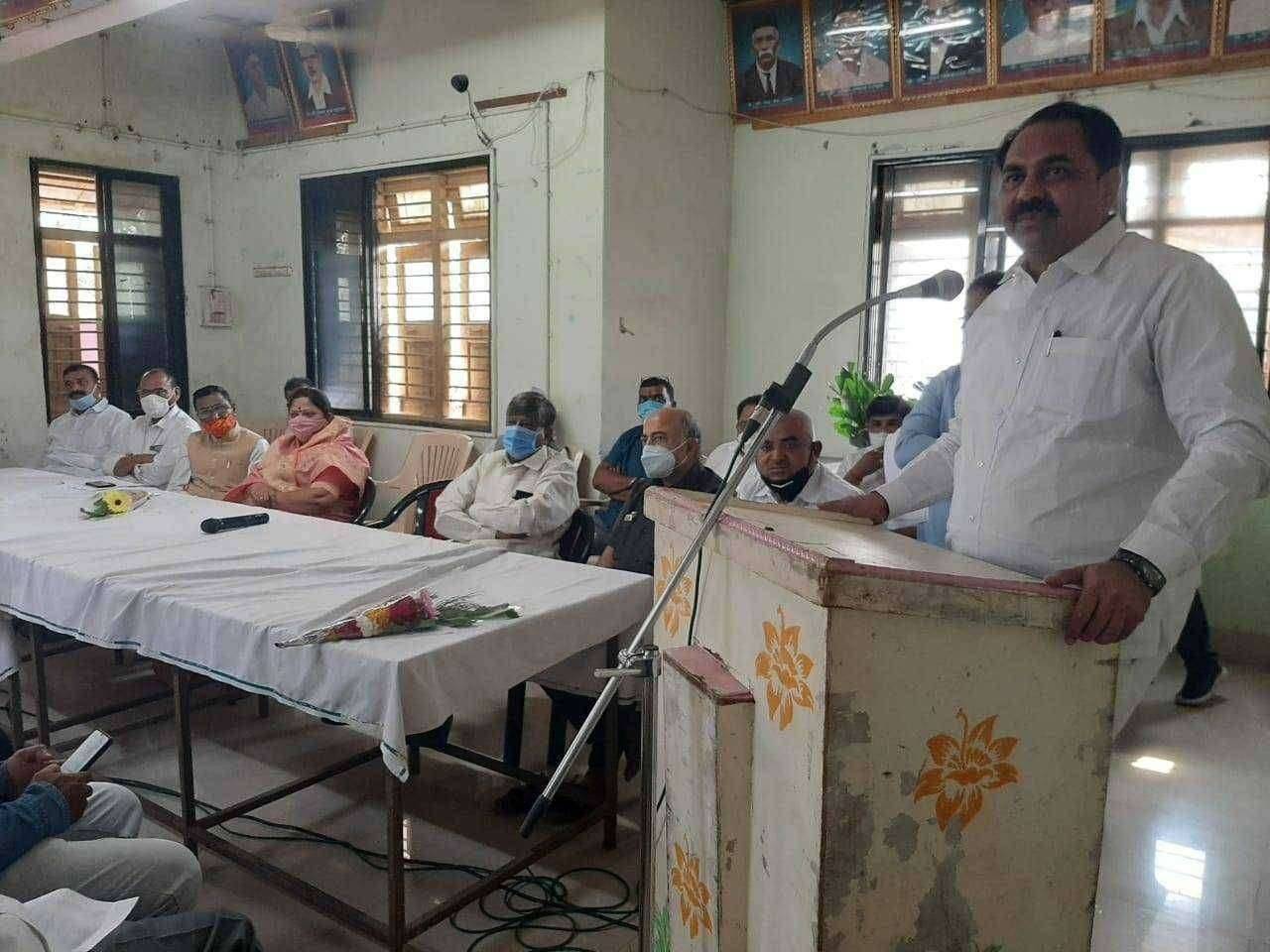 ?️ अमळनेर कट्टा... बाजार समितीच्या इतिहासात पहिल्यांदा महिला सभापती विराजमान - आमदार अनिल पाटील बाजार समितीत महाविकास आघाडीचा पदाधिकाऱ्यांचा पद्ग्रहण सोहळा संपन्न