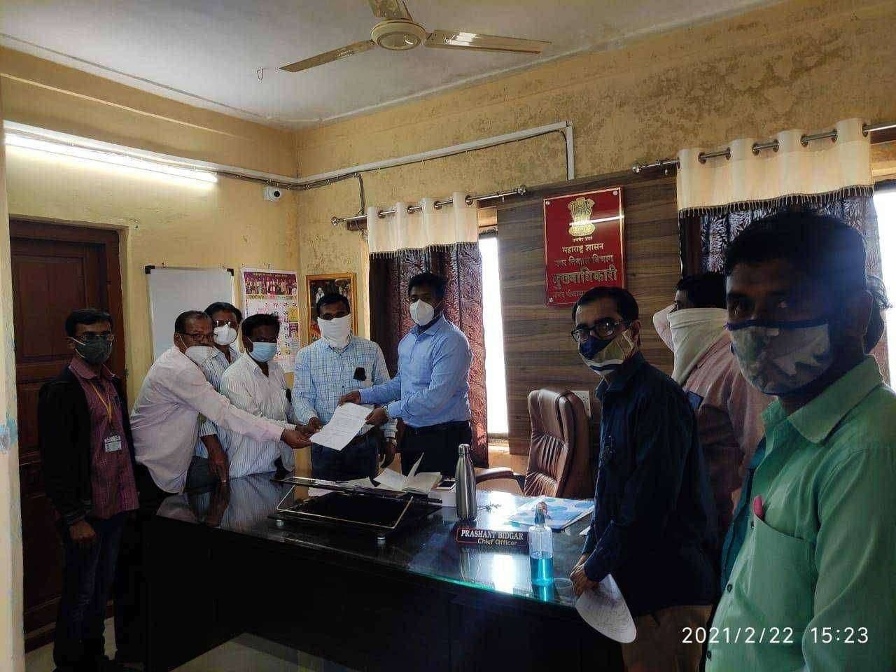 ?️अमळनेर कट्टा..देशाच्या माजी सैनिकाला पाकिस्तानी संबोधणाऱ्याचा जाहीर निषेध करून देशद्रोहाचा गुन्हा दाखल करा......