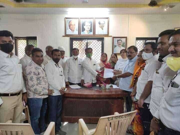 ?️अमळनेर कट्टा...कृषी उत्पन्न बाजार समितीचे प्रशासक बदलले..?फोटो  राजकारण..!आणि सत्ता पलट...चर्चेला उधाण..!