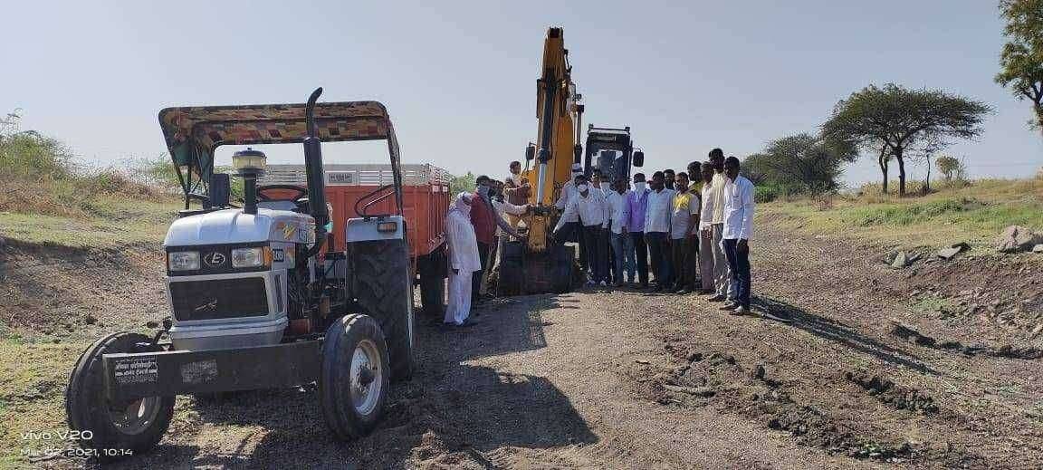 जलसमृद्धीतून विकासाकडे या युवामित्राच्या अभियानातून चिचोंडी गावाला मिळणार जलसंजीवनी.