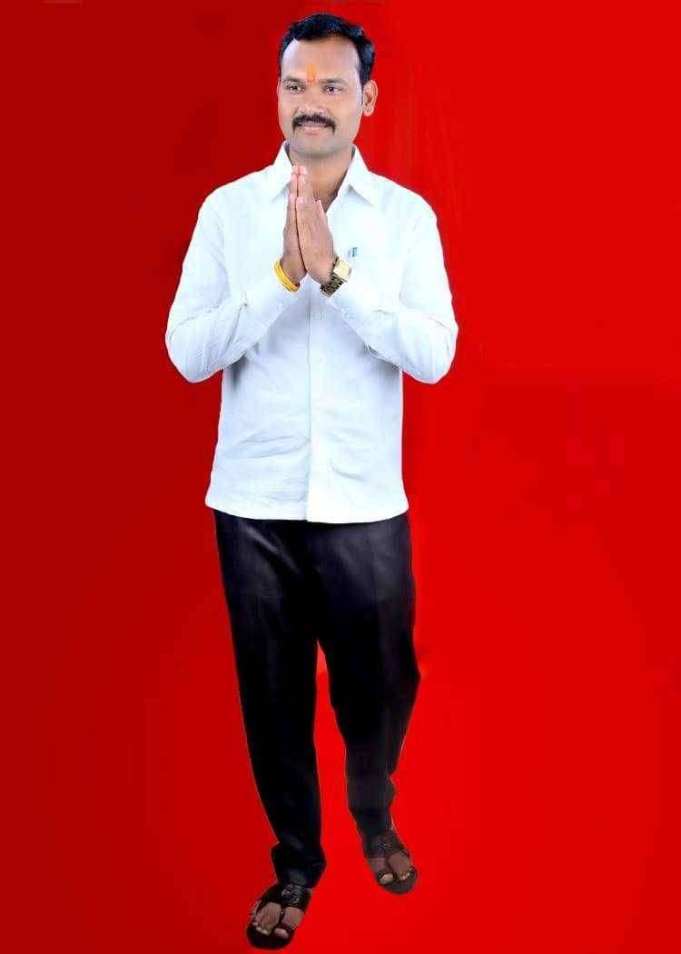 सामाजिक कार्याची दखल घेऊन माजी सामाजिक न्याय मंत्री बबनराव घोलप यांच्या आदेशाने राष्ट्रीय चर्मकार महासंघाच्या पंढरपूर तालुकाध्यक्ष संतोष कांबळे यांची एकमताने निवड