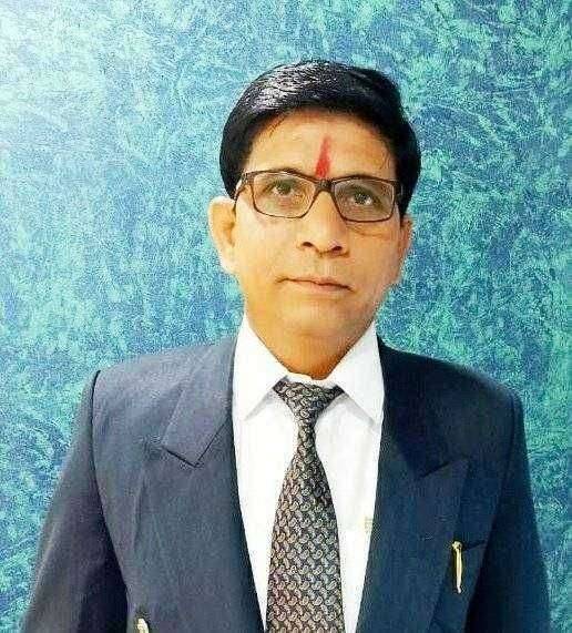 प्रा. बाळासाहेब चकोर यांना पी.एचडी पदवी प्रदान