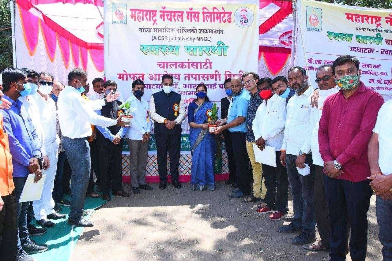 चांदवड येथे घरगुती नॅचरल गॅस जोडणीचा शुभारंभ,लवकरच प्रत्येक घरात जोडणी होईल - भूषण कासलीवाल