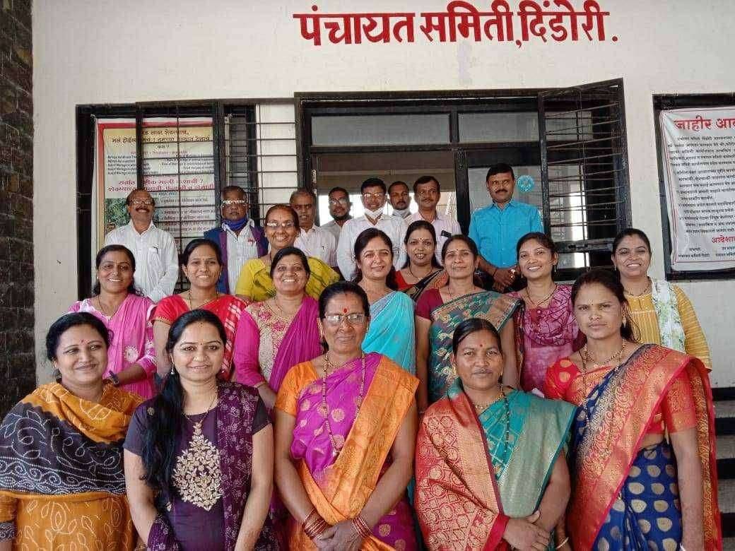 दिंडोरी पंचायत समितीच्या वतीने महिलांचा सन्मान