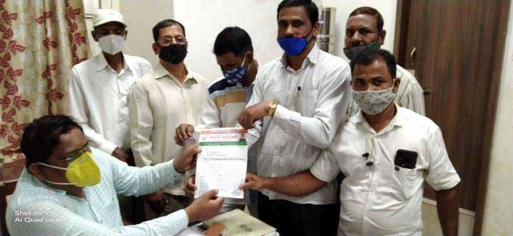 लोकराज्य जनता पार्टीच्या वतीने वाढत्या इंधन दरवाढीविरोधात जिल्हाधिकारी कार्यालयास निवेदन सादर.