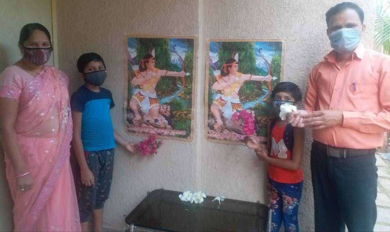 महादंडनायक वीर एकलव्य जयंती दापोलीत साजरा. जयंतीनिमित्त वीर एकलव्याच्या प्रतिमेचे पूजन