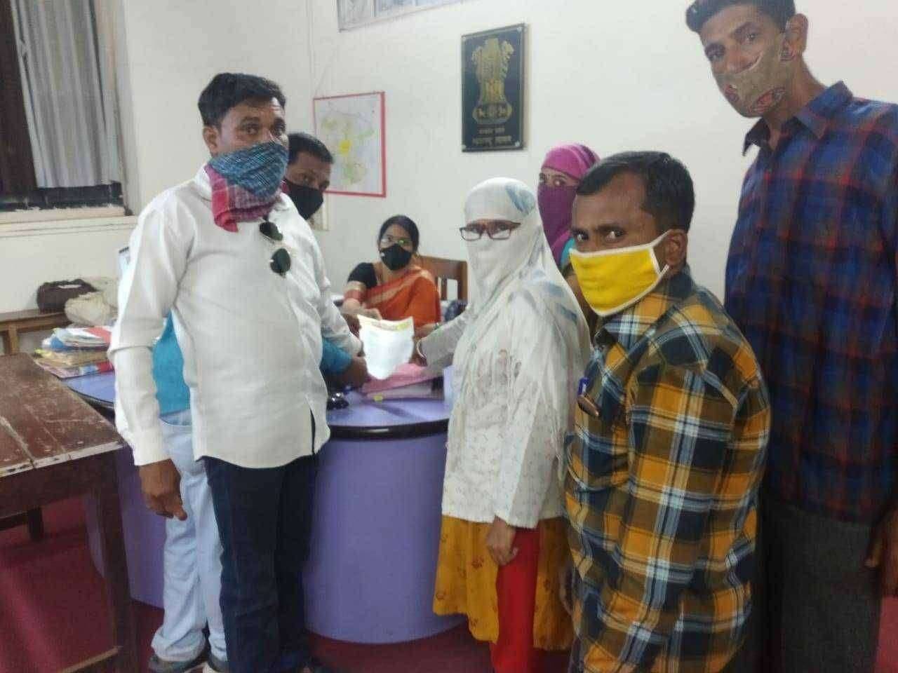 ?️ जळगाव LIVE... विकलांग विधवा महिलास लग्नाचं आमिष दाखवून लैंगिक अत्याचार