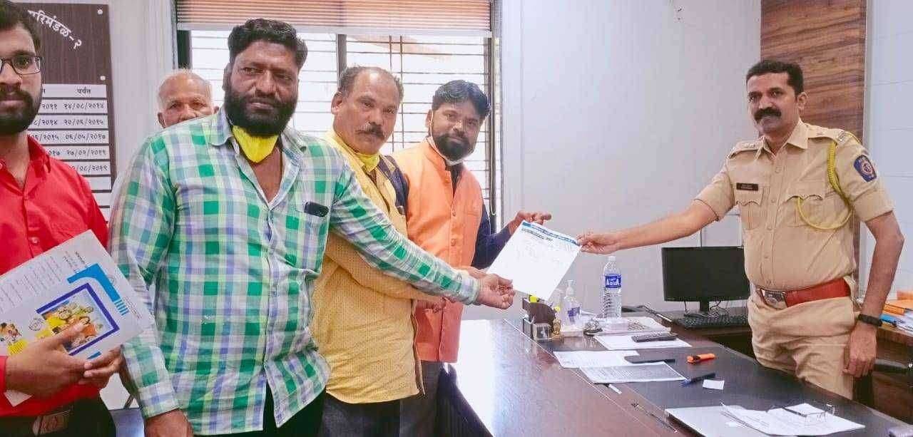 आगर टाकळी गावाजवळून होणारी अवजड वाहनांची वाहतूक तात्काळ बंद करा रिपब्लिकन पक्षाची मागणी. पुढील निर्णय होई पर्यंत ड्रीम सिटी चौक ,आगर टाकळी चौक येथे वाहतूक पोलिस बंदोबस्त द्या :- महाराष्ट्र रत्न अनिल भाई गांगुर्डे