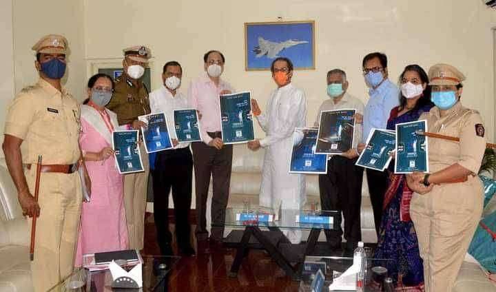 कोरोना व्यवस्थापन अधिक आव्हानात्मक; नागरिकांनी शासन प्रशासनास सहयोग द्यावा : मुख्यमंत्री उद्धव ठाकरे नाशिक च्या कोरोना परिस्थितीचा मुख्यमंत्र्यांनी घेतला आढावा