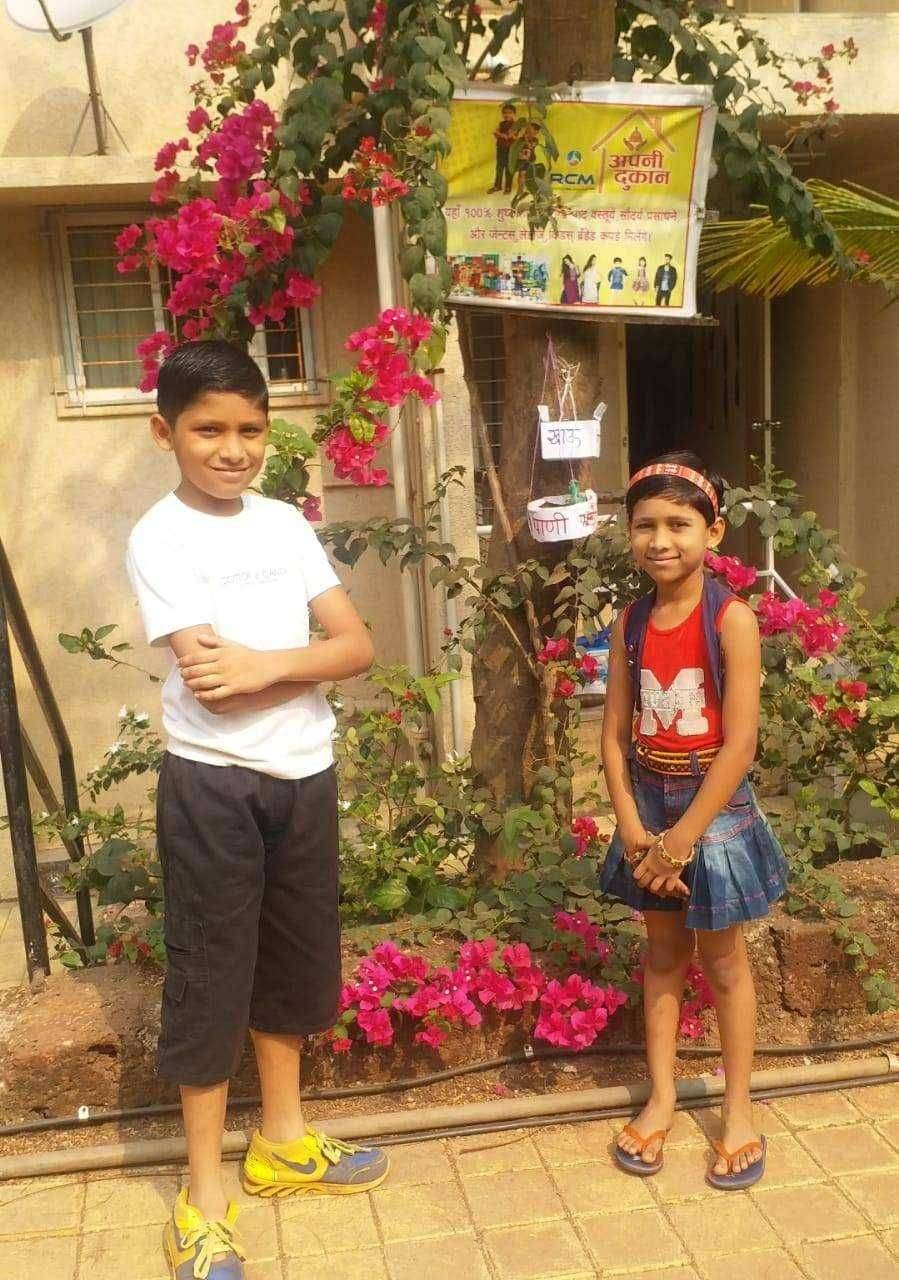 चिऊताई खाऊ खा, पाणी पी!बालकांची साद