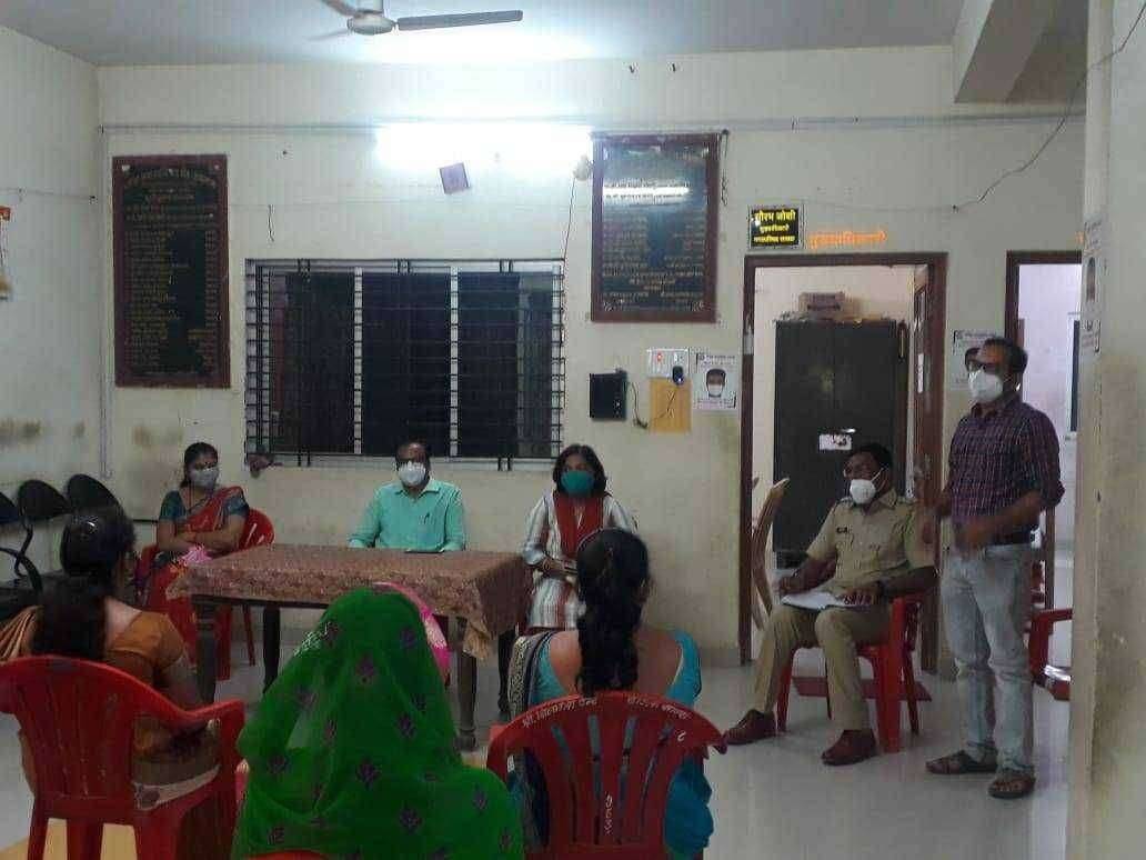 धककादायक : सावदा येथे कोरोनाचा प्रकोप । एकाच कुटुंबातील ३ जणाचा दुर्दैवी मृत्यु । अधिकारी व लोकप्रतिनिधीची बैठक