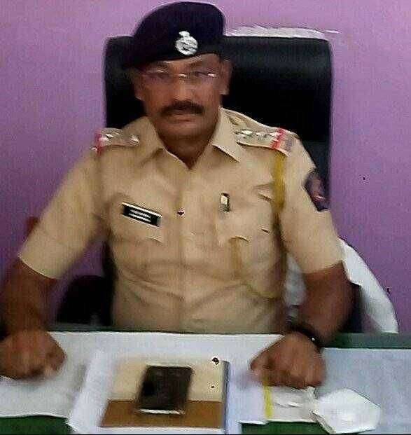 कोरोना संदर्भात जिल्हाधिकारी यांनी दिलेले आदेशाचे काटेकोरपणे लोकांनी पालन करावे कर्तव्यदक्ष सपोनि देवीदास इंगोले यांनी केले आवाहन