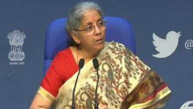 ?Big Breaking.. मोदींच्या कठपुतली बोलकी बाहुली पुन्हा बरळल्या..! बँकांचे खाजगीकरण झाल्यावर कर्मचार्‍यांचे हित संरक्षित होईल..?  इति..निर्मला सीतारमण