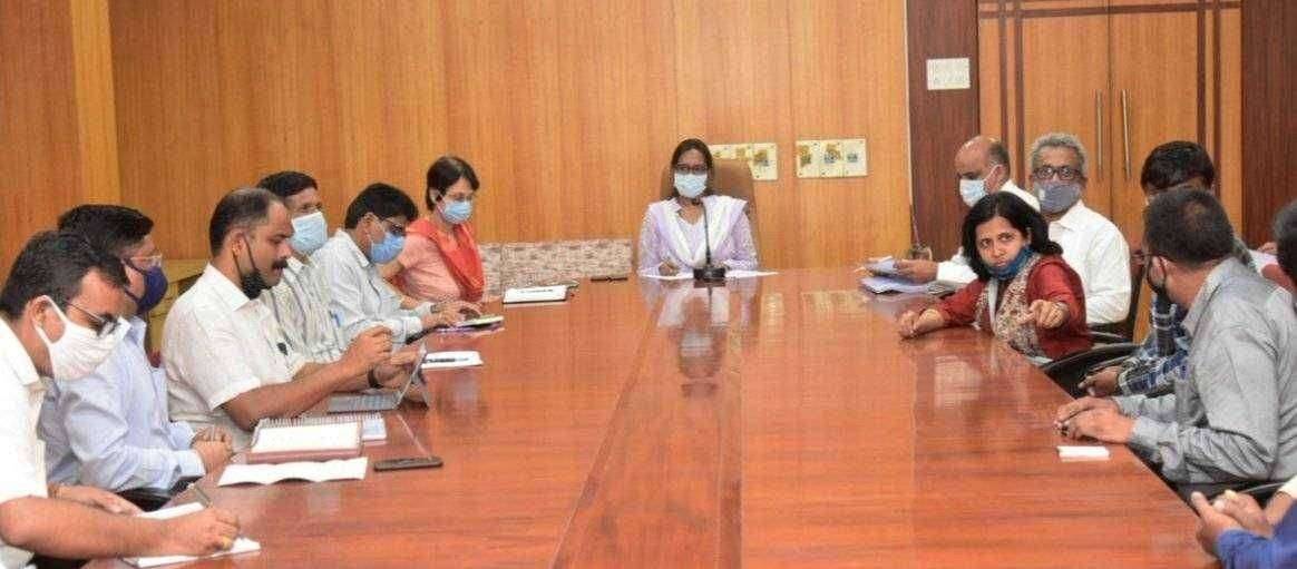 ?मोठी बातमी.. 10 वी 12 वी च्या परिक्षांसंदर्भात महत्वाची घोषणा..!