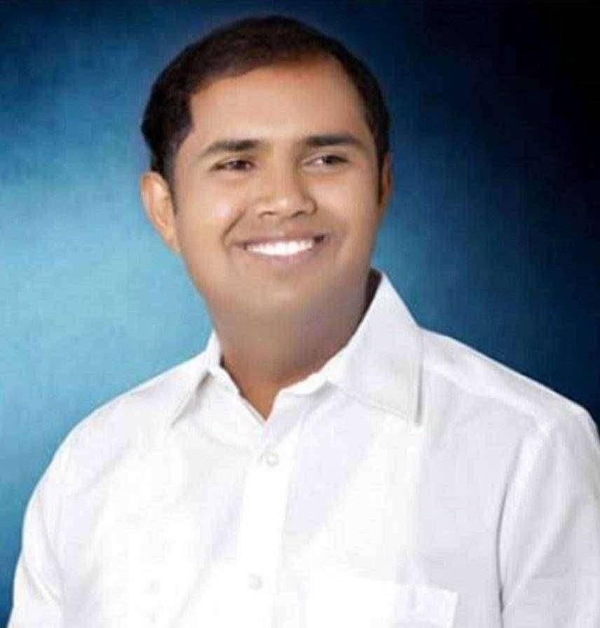 ?जळगांव Live...आणि आमदारांनी बांधले चक्क अधिकाऱ्याला खुर्चीला..!विजबिला संदर्भात झाला गदारोळ..!आ मंगेश चव्हाण यांच्यावर 353 दाखल..