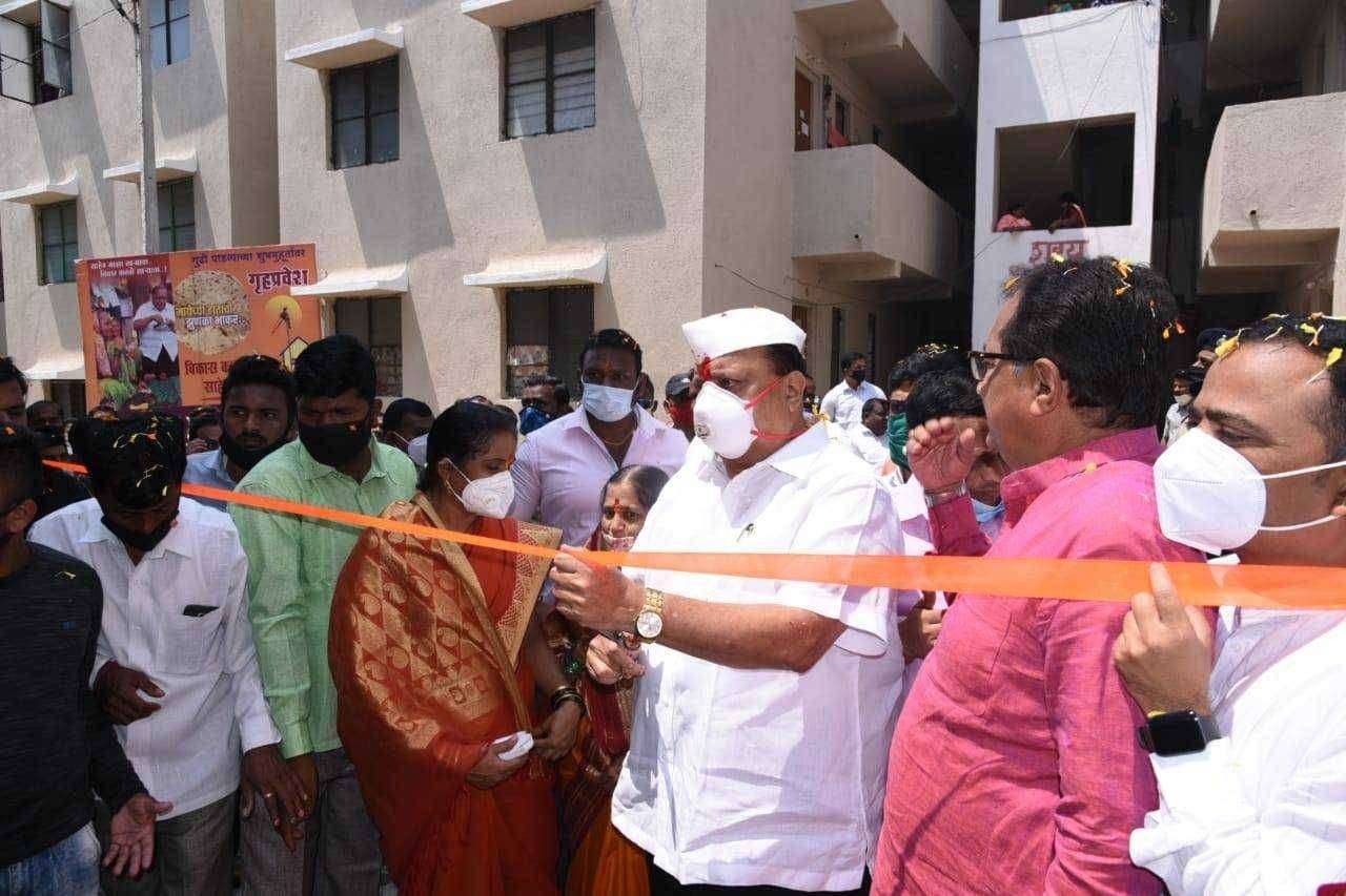 कागलच्या गणेश नगरमध्ये एक हजार घरकुलांचे वाटप..... ग्रामविकास व कामगार मंत्री हसन मुश्रीफ यांच्या प्रयत्नाने प्रकल्प तडीस... १२ ते १५ लाखांचे घरकुल मिळाले अवघ्या ५०  हजारात