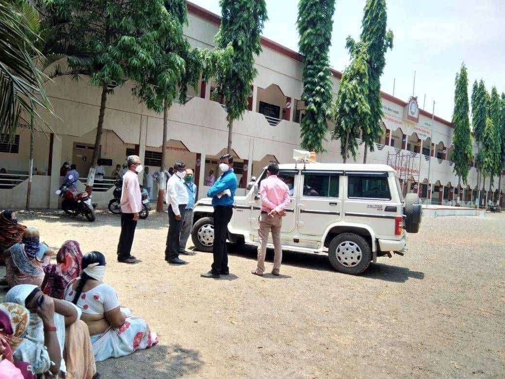 लसीकरण केंद्रावर नागरिकांनी नियमांचे पालन करावे-प्रांताधिकारी देशमुख