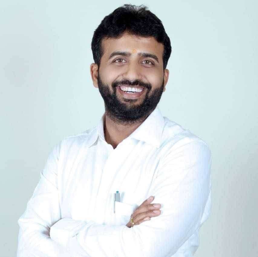 १८ वर्षावरील युवकांनी लसीकरण करून घ्यावे- भूषण कासलीवाल यांचे जिल्हा वासीयांना आव्हान.