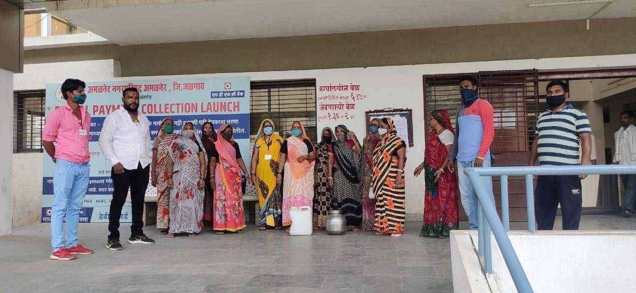 ?️अमळनेर कट्टा...अमळनेरात पाण्यासाठी महिला धडकल्या पालिकेत