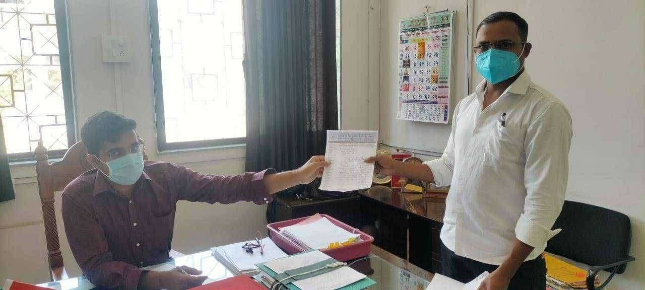 गरीब व आदिवासीं कुटुंबांना खावटी अनुदान तात्काळ देण्यात यावे विकी गवळी