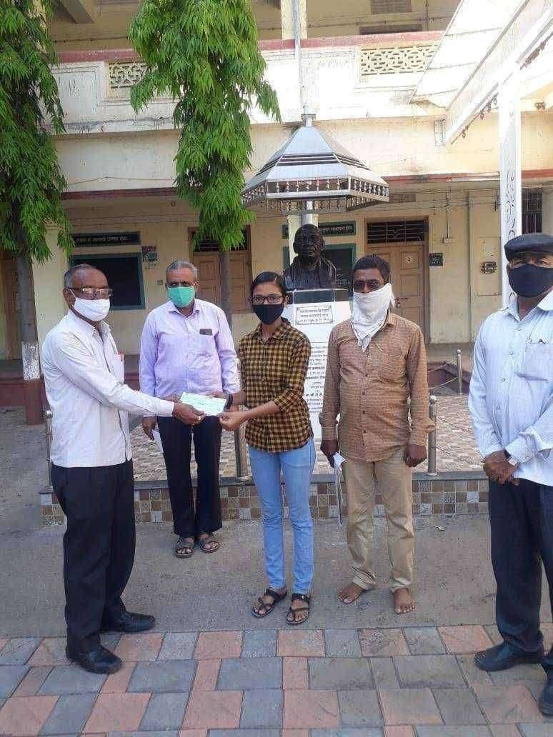 बेटी बचाव बेटी पढाव अंतर्गत जिल्हास्तरीय स्पर्धेत कुमारी हर्षाली पाटीलचे यश..