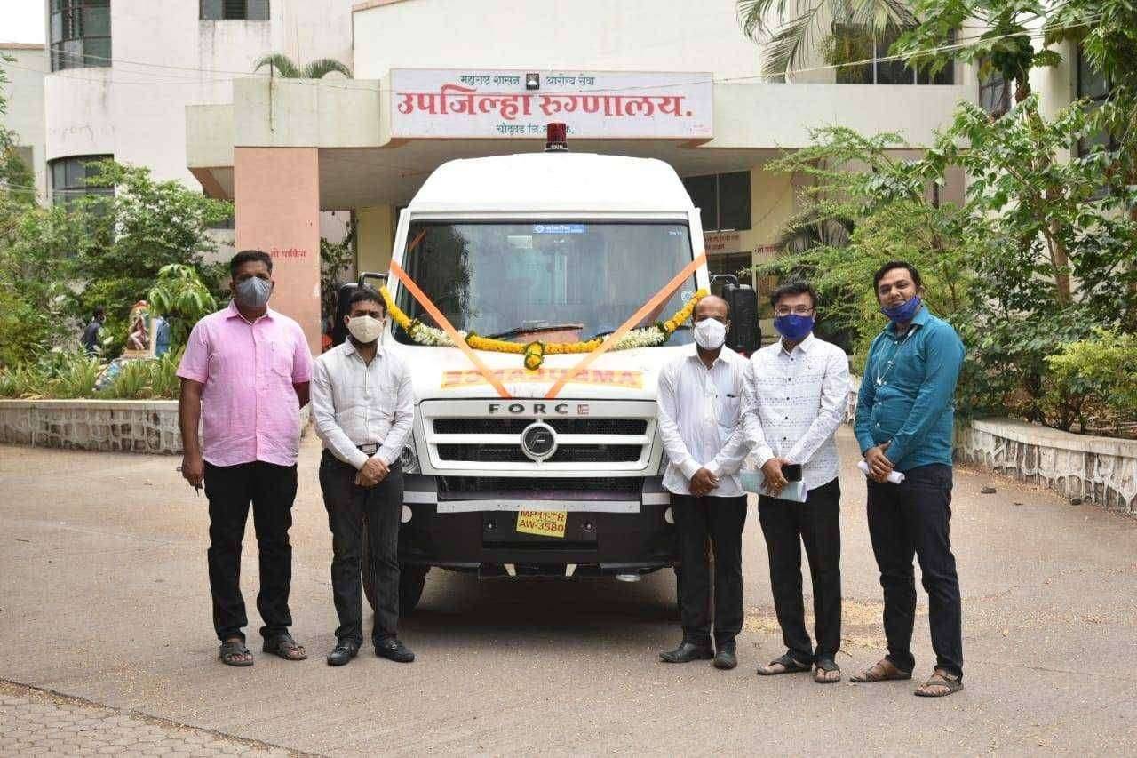 आमदार डॉ.राहुल दादा आहेर यांच्या पाठपुराव्याला यश चांदवड उपजिल्हा रुग्णालयात नवीन रुग्णवाहिका मंजूर