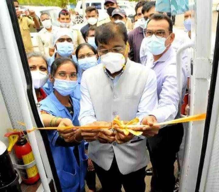 मोबाईल मेडिकल व्हॅन दुर्गम भागातील नागरिकांसाठी आरोग्यदूत : जिल्हाधिकारी