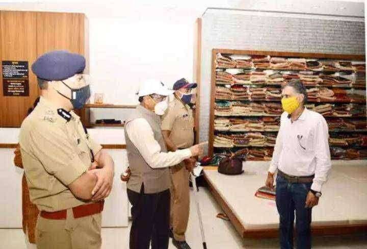 शहरातील सव्वीस आस्थापणांवर कारवाई