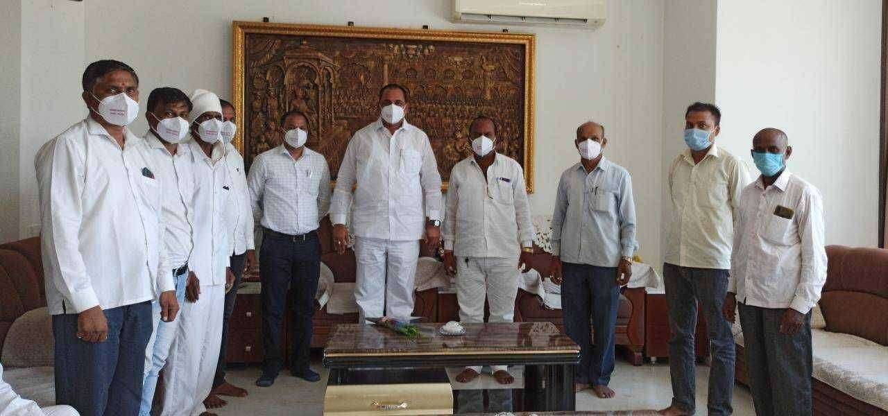 ?️ अमळनेर कट्टा... "मास्क सेल्फी कॅम्पेनचे" आमदार अनिल पाटील यांच्या हस्ते शुभारंभ.