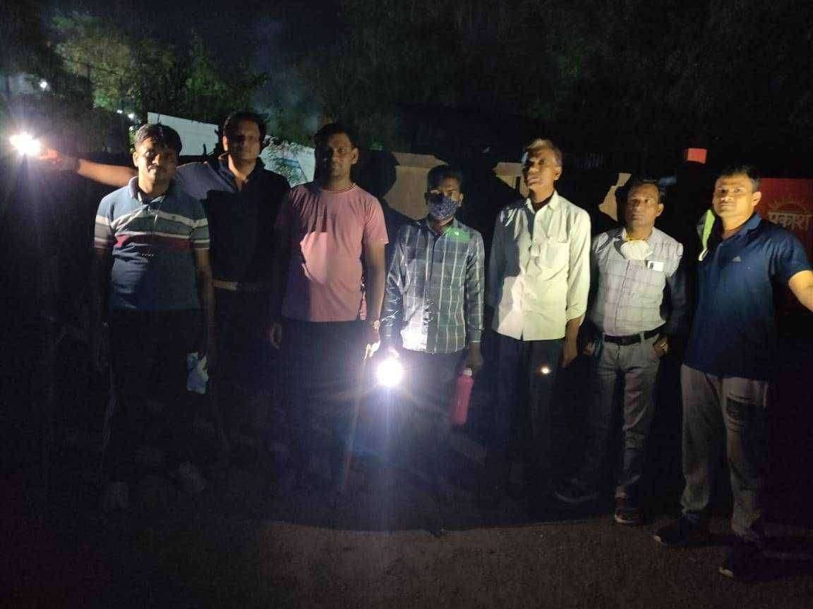 ?️ अमळनेर कट्टा..महसूल विभागाची एकतर्फी वाळू माफियांची धुलाई.!मांडळ येथे अवैध वाळू वाहतूक करणारे ट्रॅकटर जप्त...