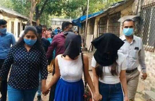 ?Big Breaking.. ठाण्यात हाय प्रोफाइल सेक्स रॅकेटचा पर्दा फाश..!दोन अभिनेत्रींचा समावेश...!