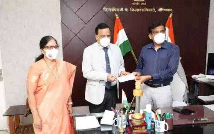 डॉ.बाबासाहेब आंबेडकर मराठवाडा विद्यापीठाची मुख्यमंत्री निधीत २० लाखांची भर..