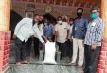 कर्नाटक सरकारकडून मंदिर पुजारीना आहार किट व धन साहाय्य