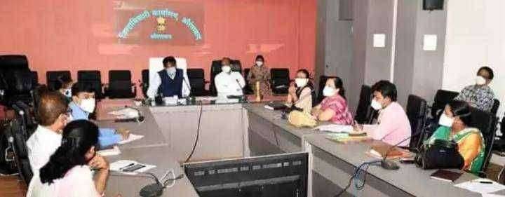 अर्थचक्र सुरू होत असले तरी जीवनचक्र बिघडू नये याची दक्षता घ्या - जिल्हाधिकारी सुनील चव्हाण