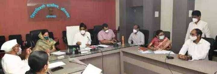 जिल्हा क्रीडा संकुलाच्या संरक्षक भिंतीचे काम तत्परतेने करावे - जिल्हाधिकारी सुनील चव्हाण