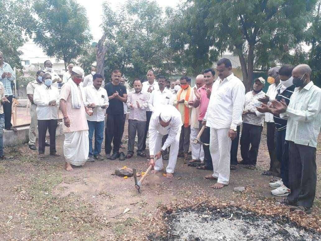 ?️ अमळनेर कट्टा... अमळनेर येथील शिरूड नाका, शिवाजी नगर भागातील आमदारांनी केले सामाजिक सभागृहाचे भूमिपूजन.