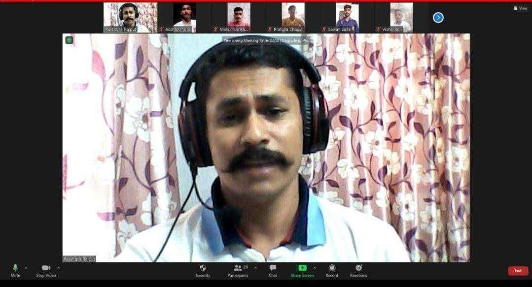 योगा : निरामय आरोग्याची संजीवनी - लेफ्टनंट डॉ राजेंद्र राजपूत