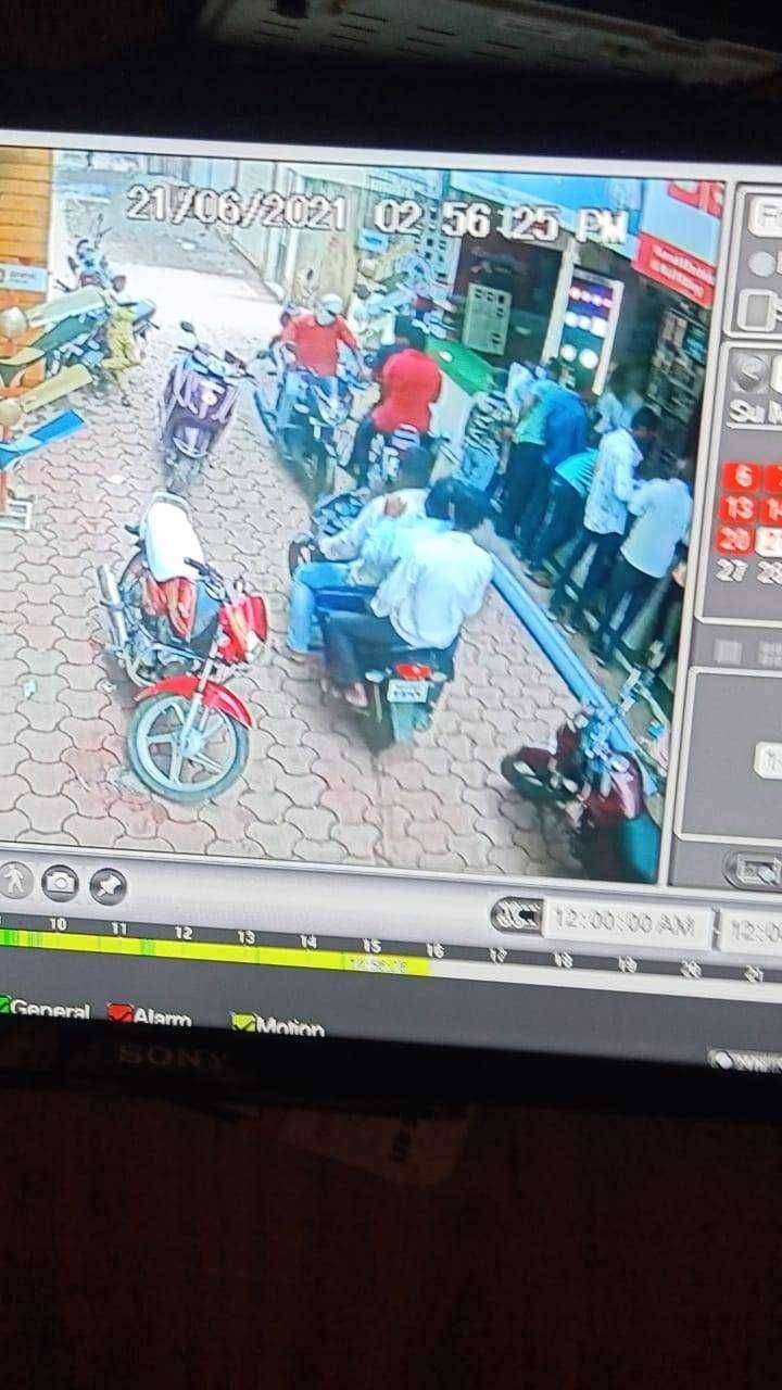 ?️ अमळनेर कट्टा... भर दिवसा मोटरसायकल चोरी