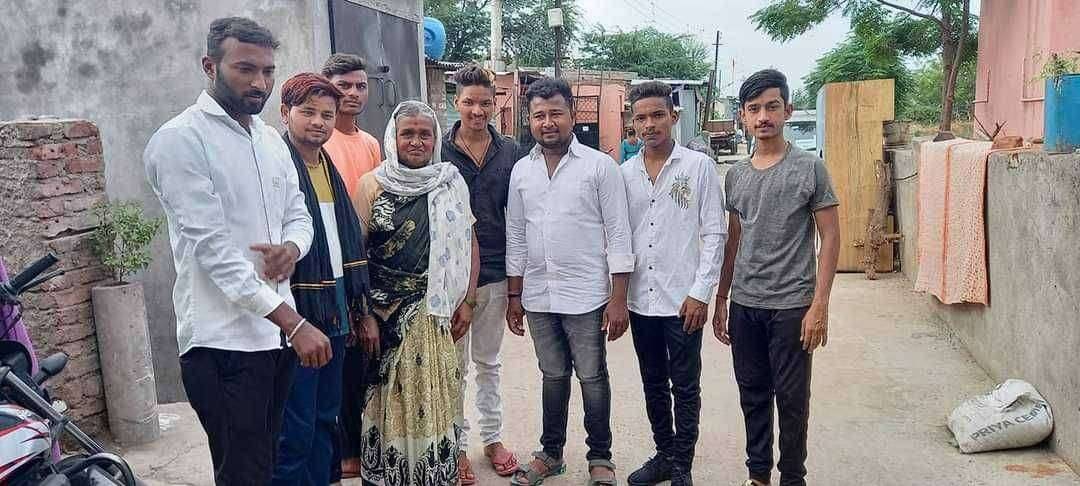 वय 52 वर्षे वयाच्या स्त्रीने 06 तास मृत्यूशी झुंज दिल्यावर पंढरपूर मधील कोळी बांधवांनी तिचे वाचवले प्राण